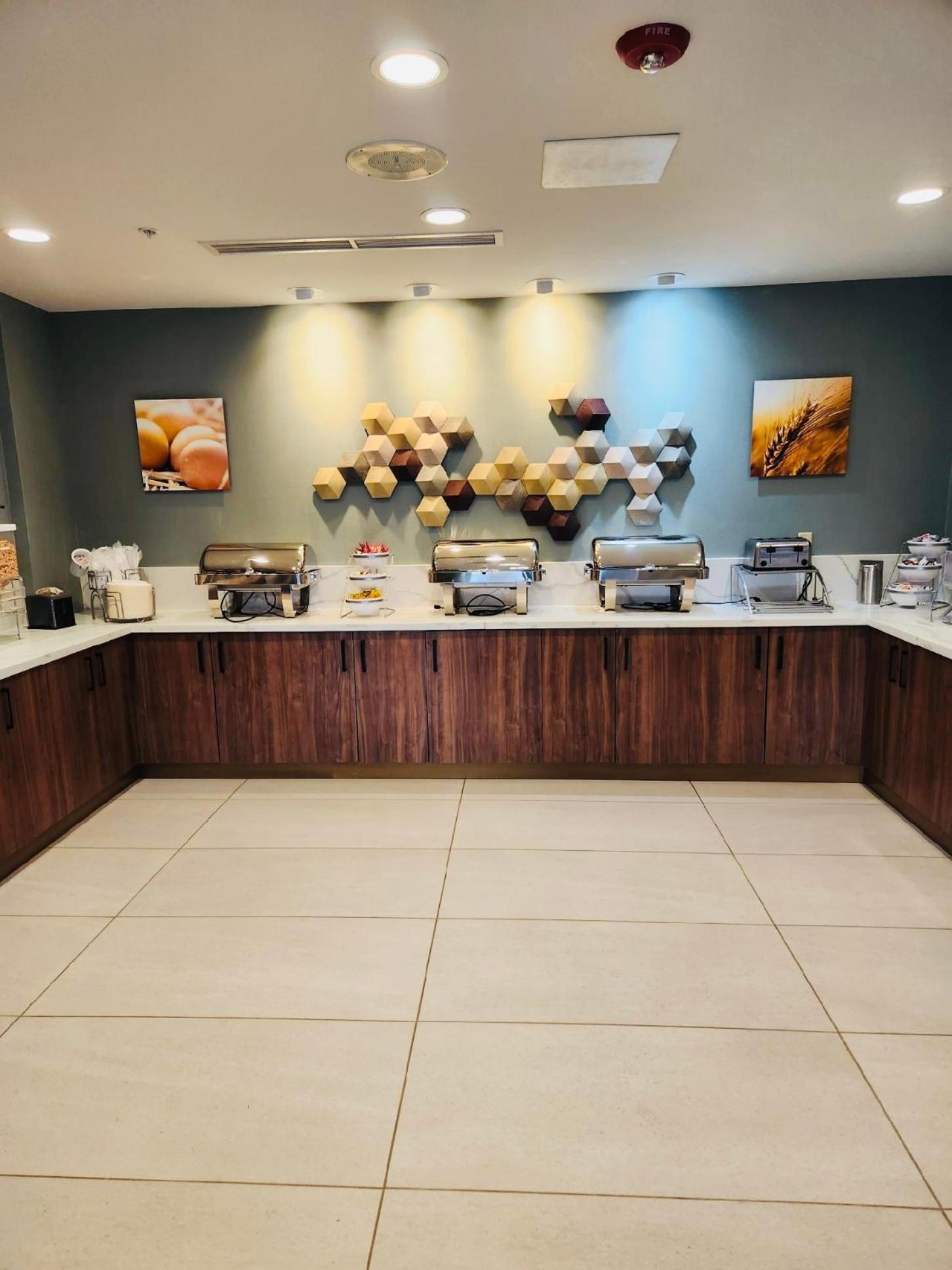 Comfort Suites Cheyenne Ngoại thất bức ảnh