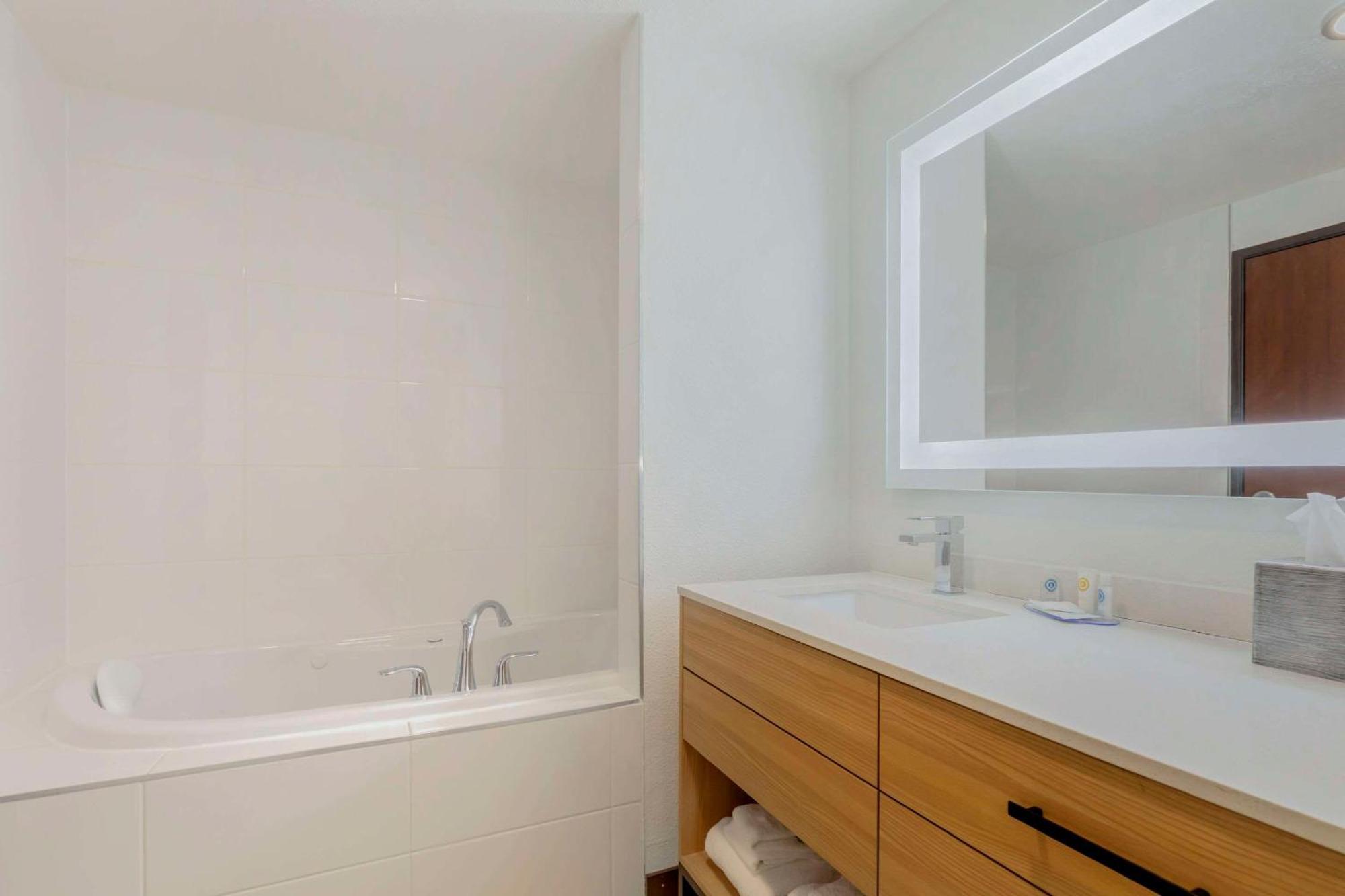 Comfort Suites Cheyenne Ngoại thất bức ảnh